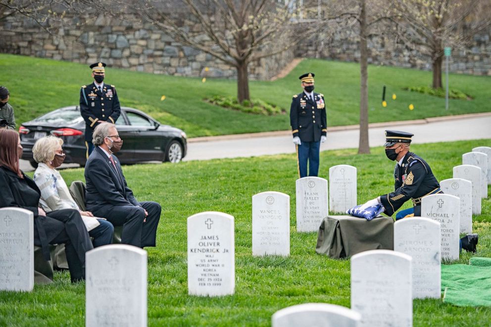 At Arlington National Cemetery Military Funeral Includes Social   Funeral3 Ht Ml 200416 HpEmbed 3x2 992 