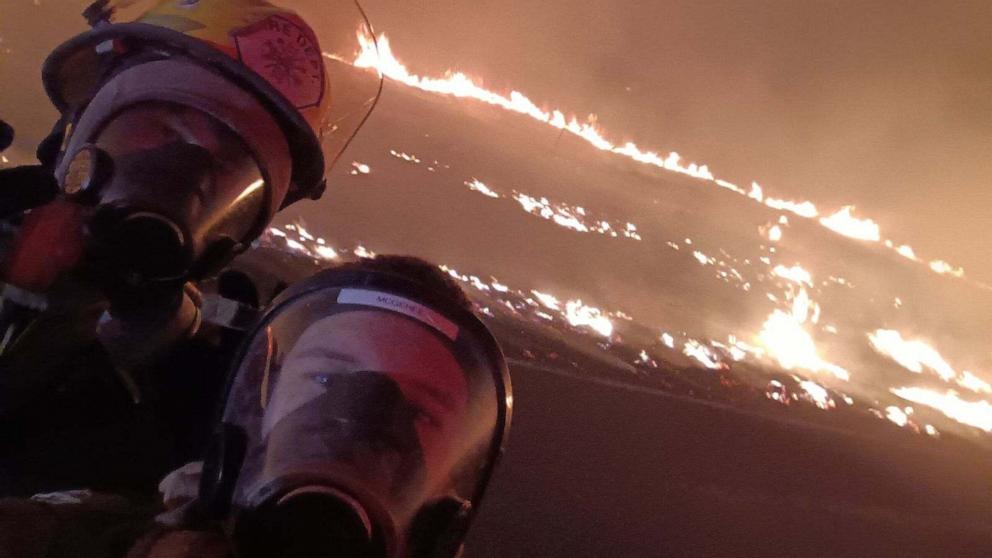 Nastoletni strażacy walczą z pożarami lasów w Teksasie, które rozprzestrzeniają się na obszarze Panhandle