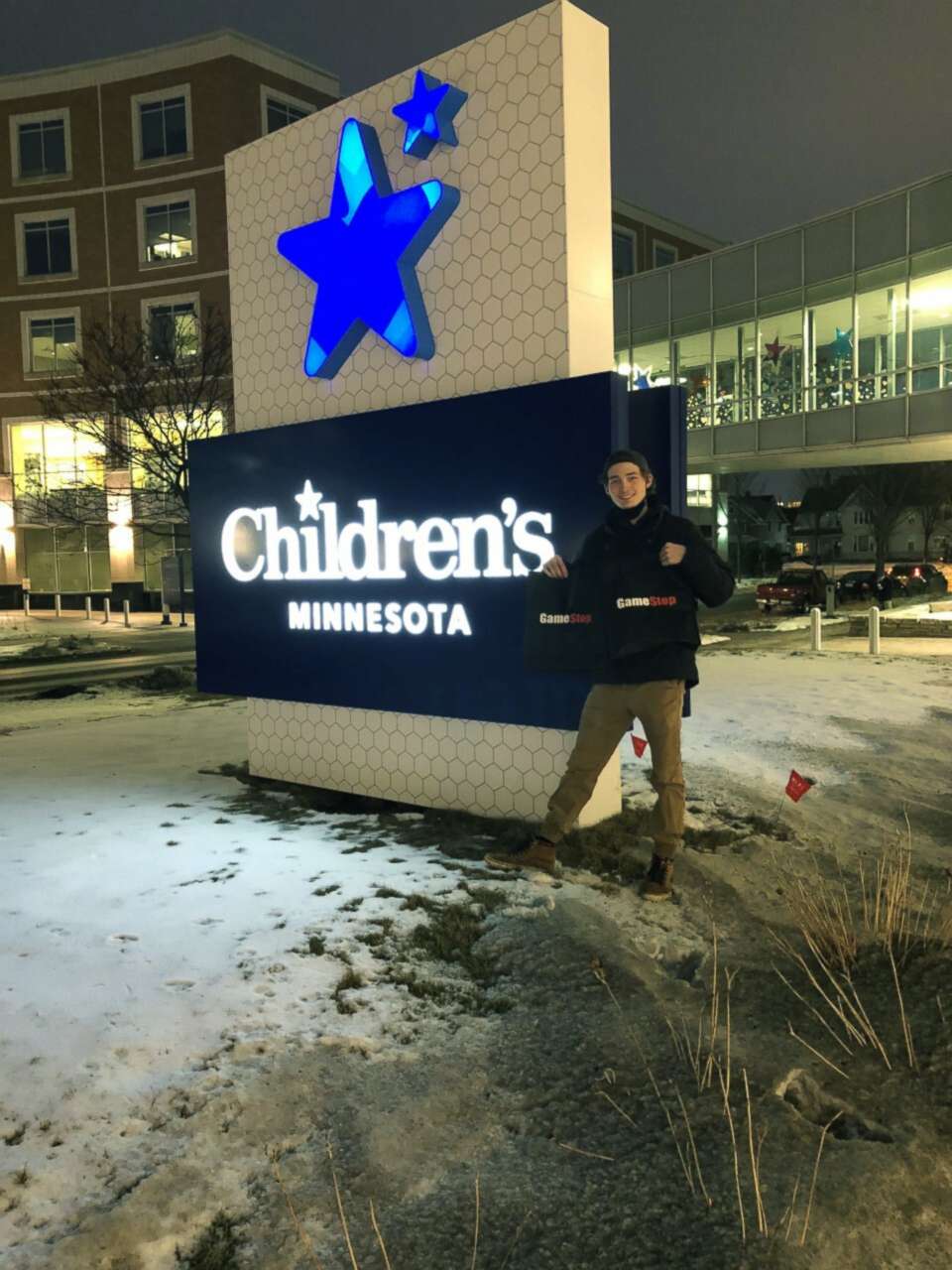 PHOTO: Hunter Kahn, a 20-year-old college student from Minnesota, was among the renegade investor group that scored big by buying stock in GameStop and using some of his returns to buy Nintendo games for Children's Hospital in Minneapolis. 