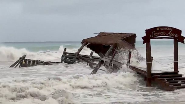 Tropical Storm Gamma hits Yucatan Peninsula with torrential rain, gusty  winds - ABC News