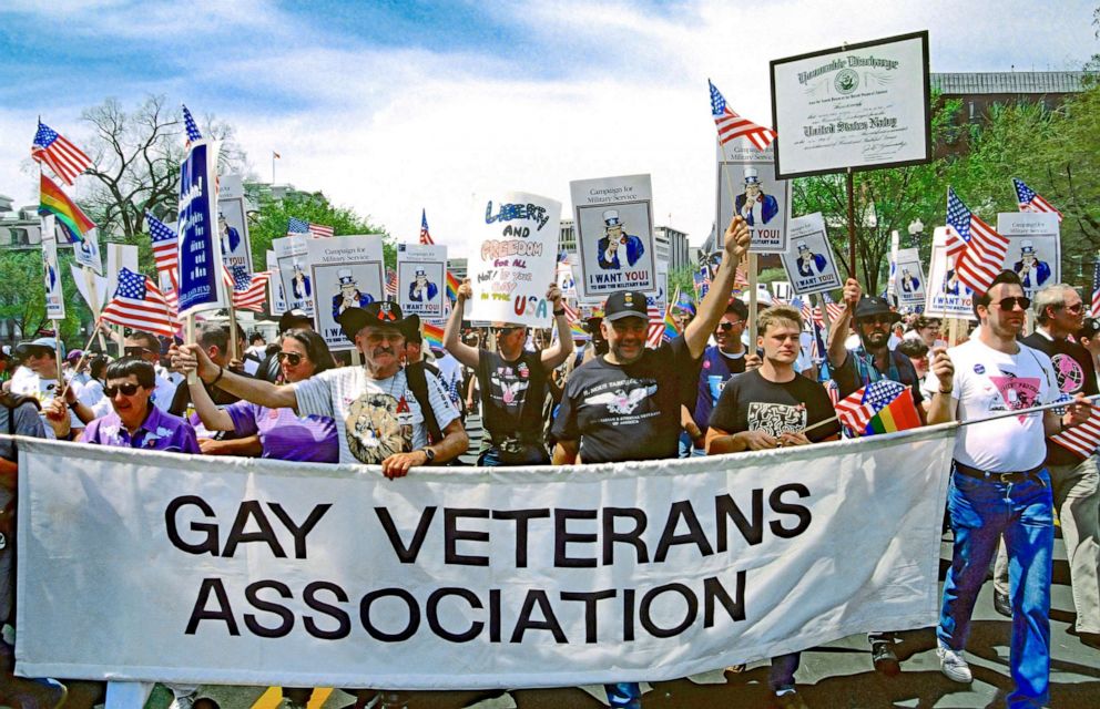 PHOTO: Members of the Gay Veterans Association march past the White House and down Pennsylvania Ave onto the National Mall in Washington, D.C., April 25, 1993. 