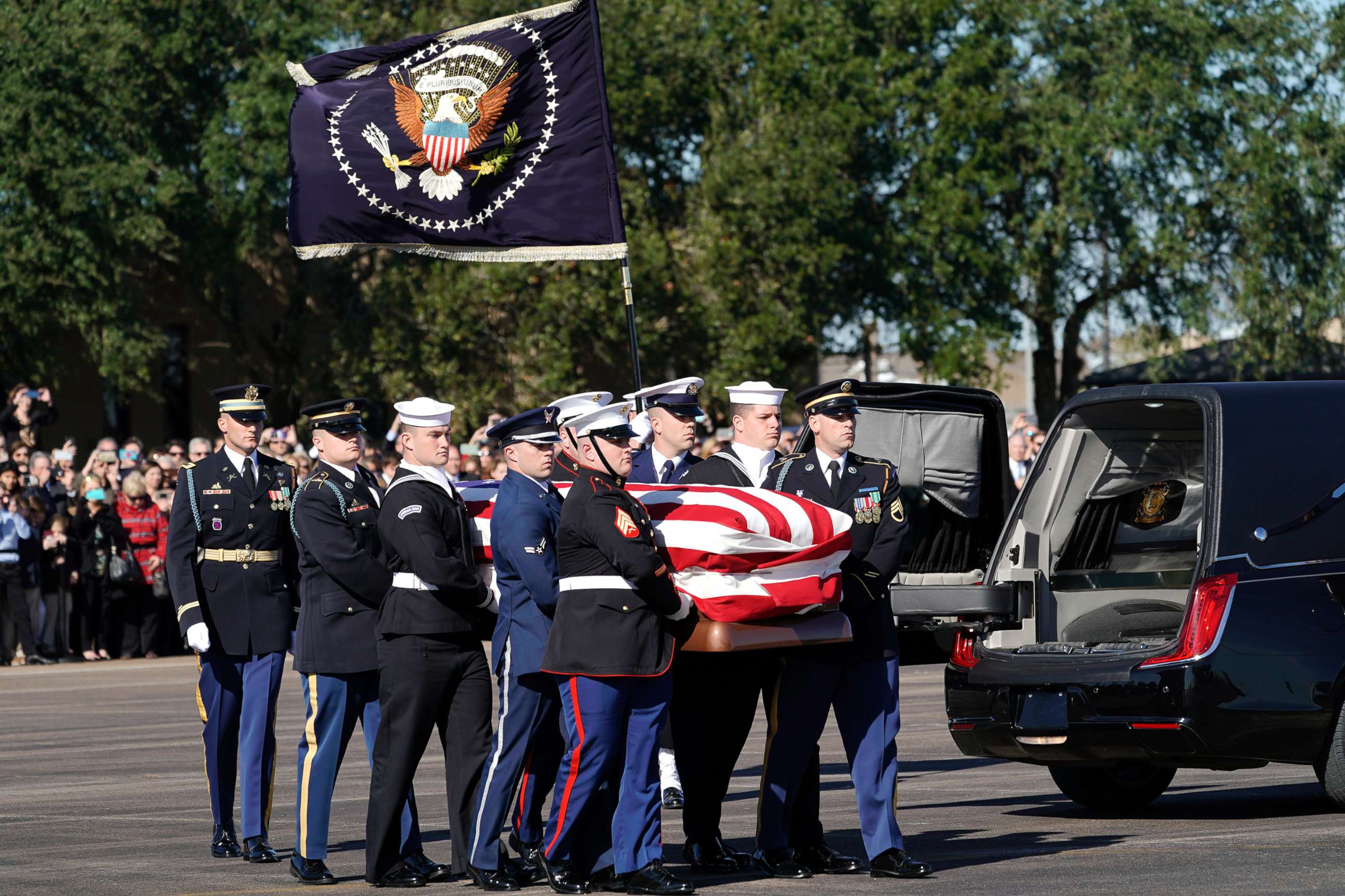 PHOTO: The flag-draped casket of former President George H.W. Bush is carried by a joint services military honor guard in Houston,  Dec. 3, 2018.