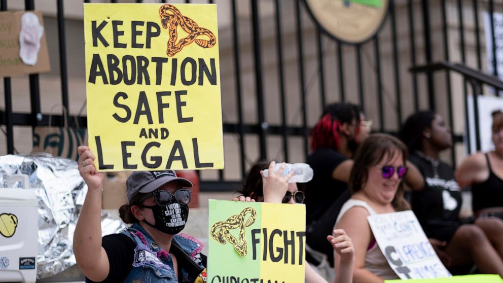 Judge overturns 6-week abortion ban in Georgia