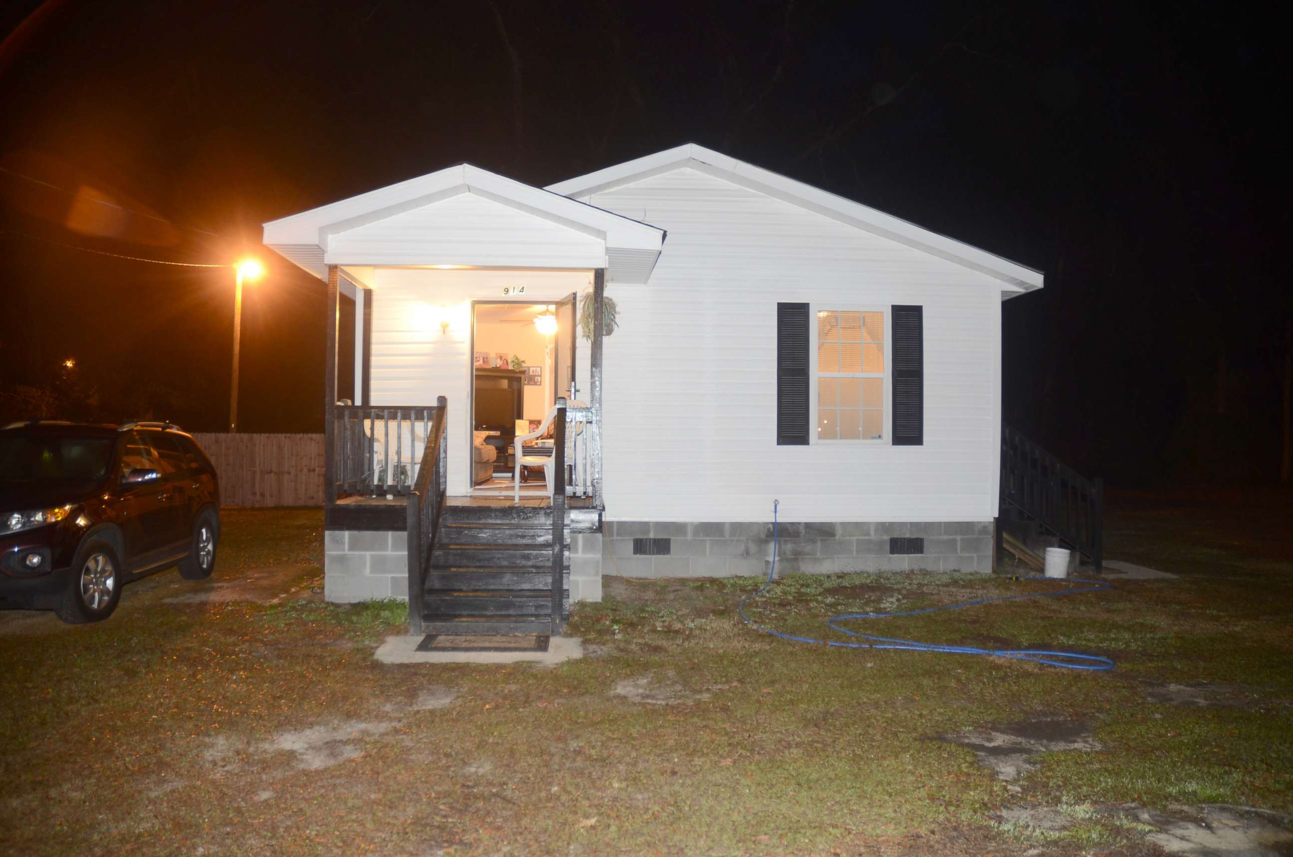 PHOTO: House in Walterboro, S.C., where authorities say Gloria Williams raised the baby she allegedly kidnapped from a Jacksonville, Fla., hospital, in 1998.  Williams, 52, was arrested in January 2017.