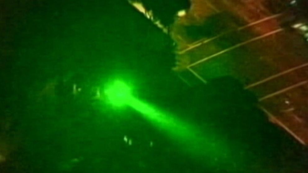 Shining lasers at airplanes is now even more illegal in Colorado