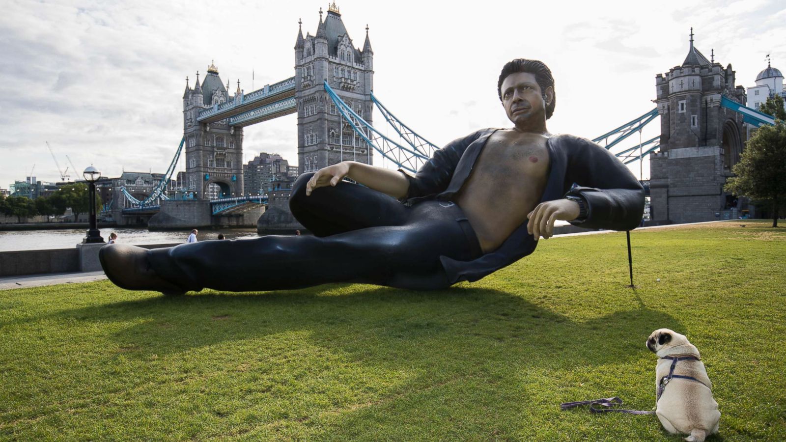 PHOTO: To celebrate 25 years since Jurassic Park first premiered in the UK, the streaming service NOW TV unveiled a Jeff Goldblum statue at Potters Field Park, July 18, 2018, in London.