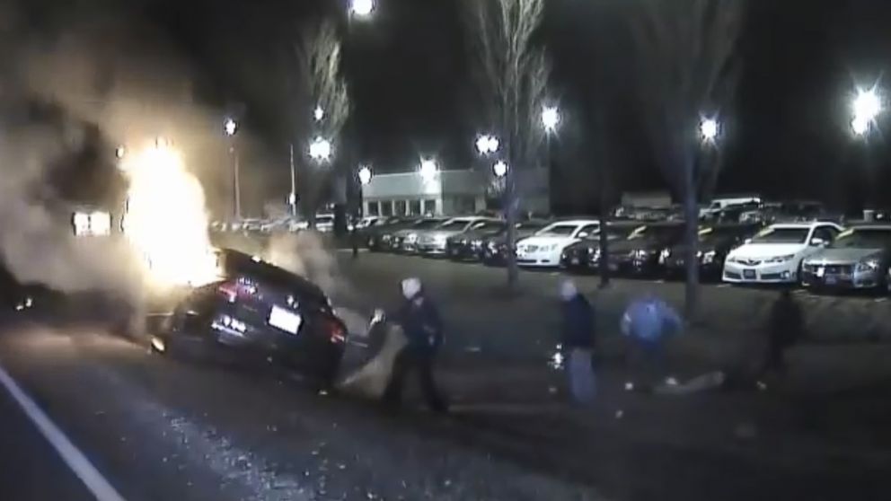 PHOTO: Video posted to Facebook by the Aurora Police Department in Illinois shows first responders arriving to the scene where a Good Samaritan pulled a driver out of his car after it caught on fire following a single car crash on March 31, 2018.