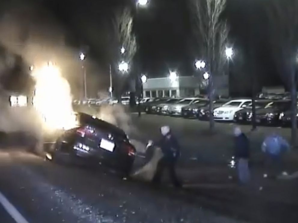 PHOTO: Video posted to Facebook by the Aurora Police Department in Illinois shows first responders arriving to the scene where a Good Samaritan pulled a driver out of his car after it caught on fire following a single car crash on March 31, 2018.