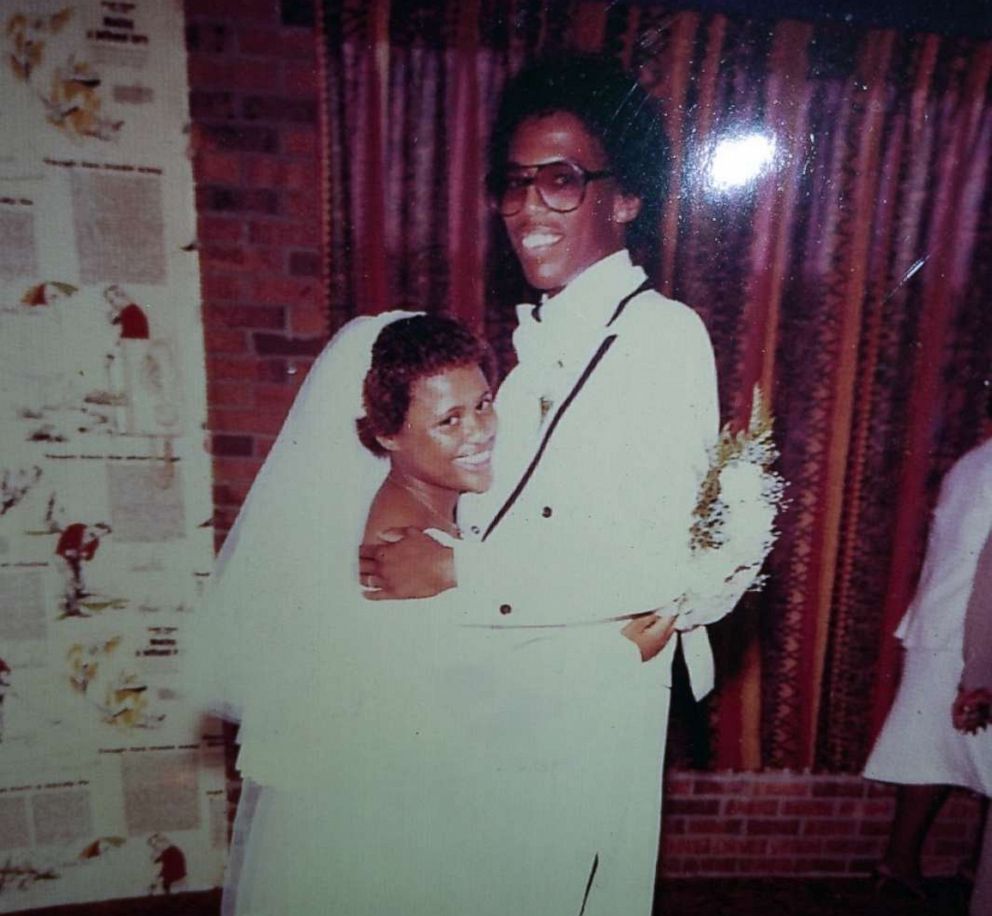 PHOTO: Gordon and Sandra Ballard dance at their wedding on July 18, 1981.