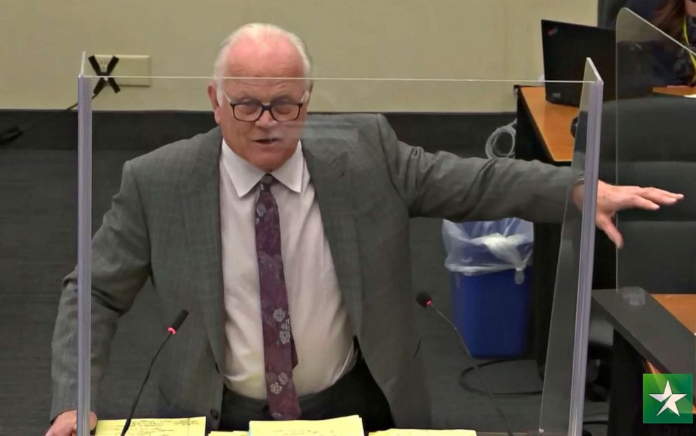PHOTO: Defense attorney Earl Gray delivers closing arguments, Monday, Dec. 20, 2021, in former Brooklyn Center police Officer Kim Potter's trial for the April 11, 2021, death of Daunte Wright, at the Hennepin County Courthouse in Minneapolis, Minn.