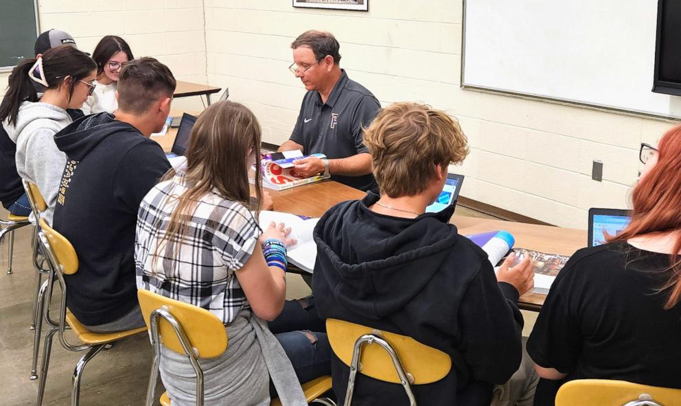 PHOTO: Greg Kester and some of his Sociology students work on a research project at Potosi R-3 High School, May 14, 2024, in Potosi, Mo. 