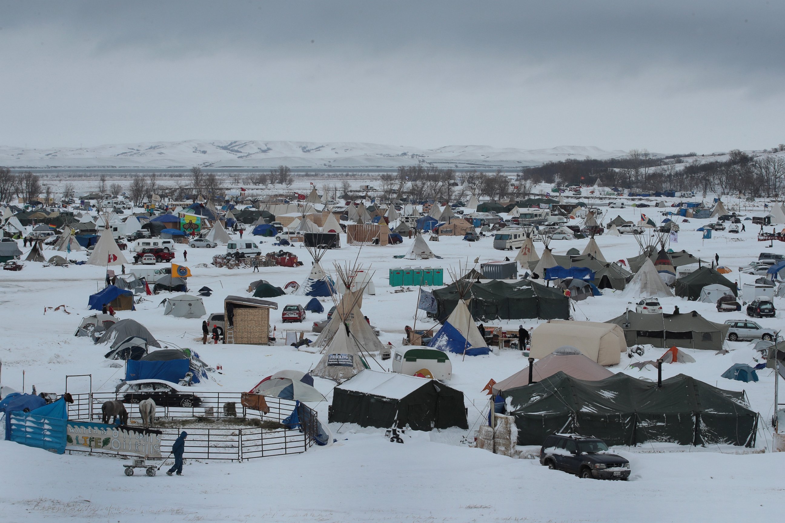 PHOTO: Snow covers Oceti Sakowin Camp near the Standing Rock Sioux Reservation on Nov. 30, 2016 outside Cannon Ball, North Dakota. 