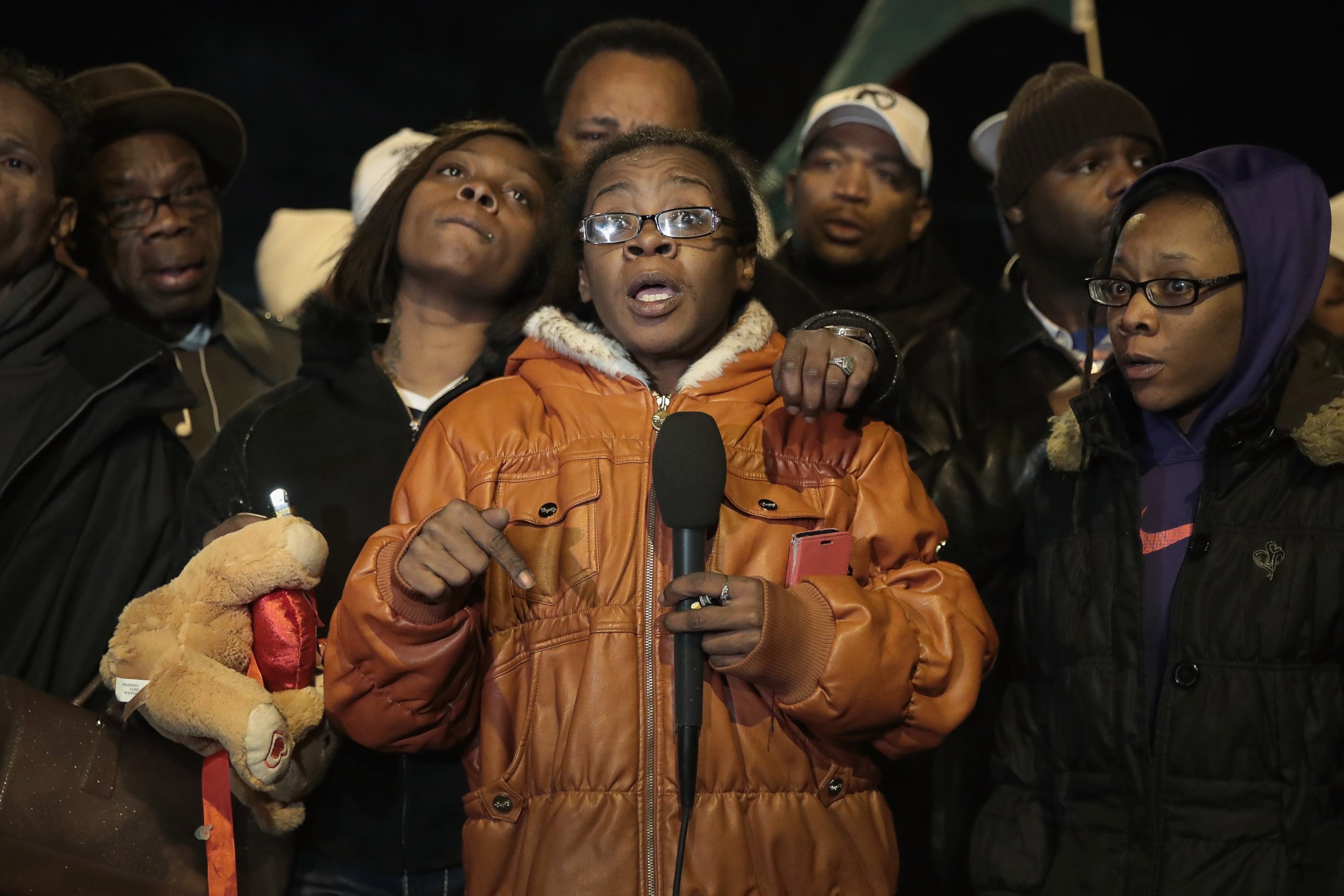 PHOTO: Nakeeia Williams speaks during a vigil in the Park Manor neighborhood to honor her 11-year-old daughter, Takiya Holmes, who died after being shot by a stray bullet while riding in a car with her mother last Saturday on on Feb. 14, 2017 in Chicago.