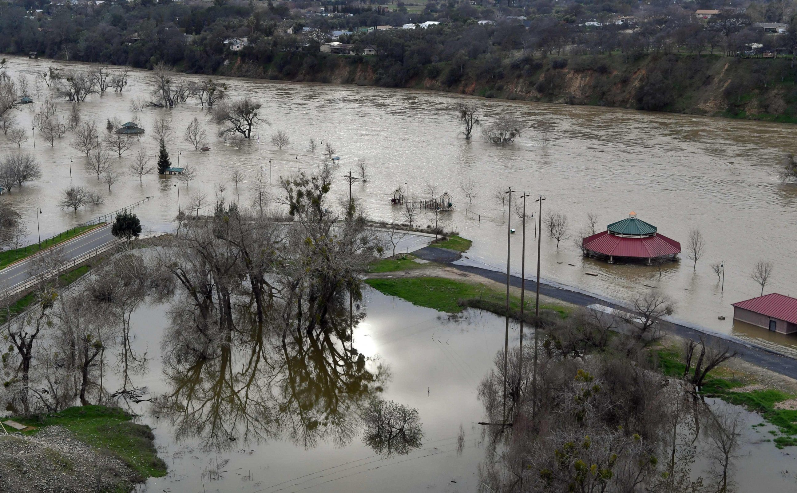 PHOTO: Riverbend Park is seen under flood water in Oroville, California, Feb. 13, 2017. 