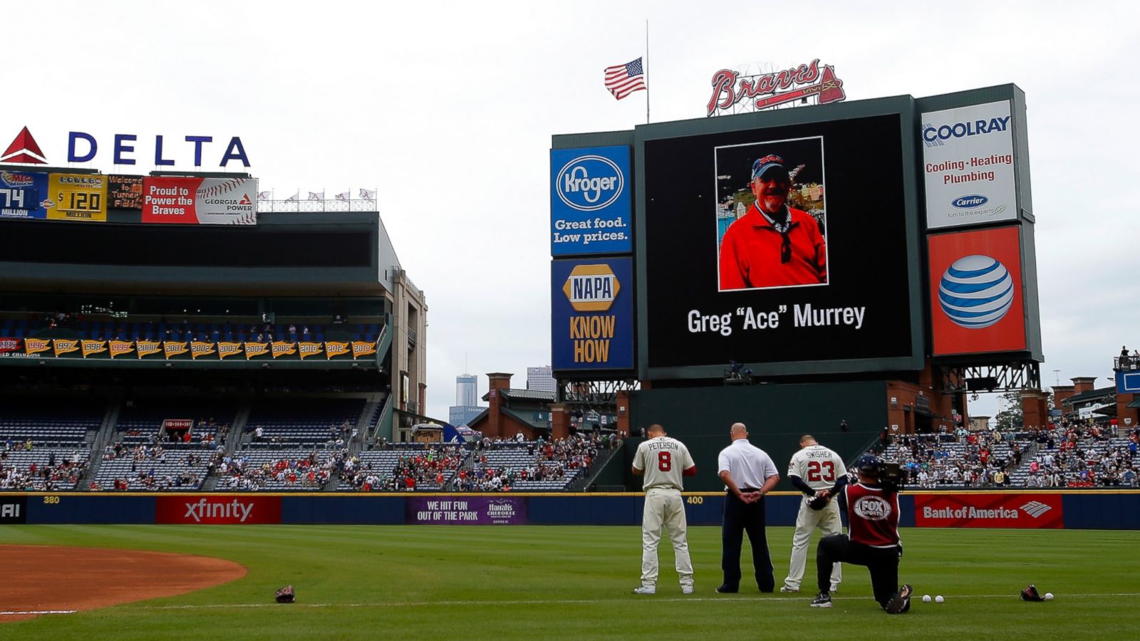 Baseball: Atlanta Braves honour fan who died in stadium fall