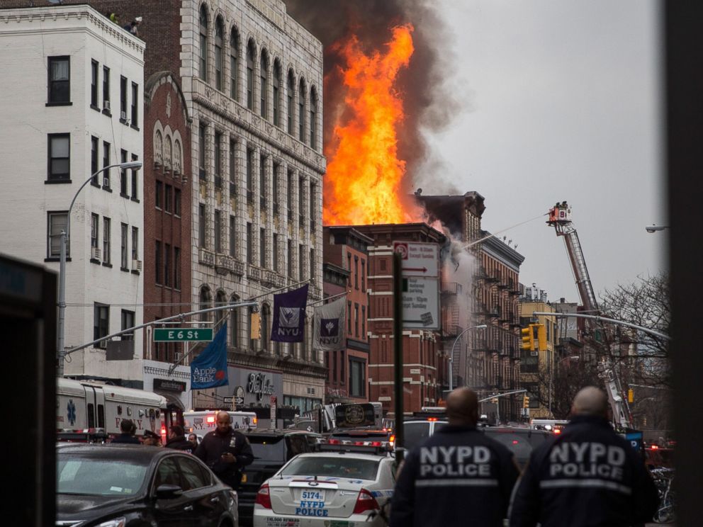 PHOTO: A building burns after an explosion on 2nd Avenue on March 26, 2015 in New York City.