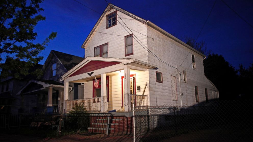 PHOTO: In the house Gina DeJesus, Amanda Berry and Michelle Knight were held captive at Ariel Castro's Cleveland home pictured here.