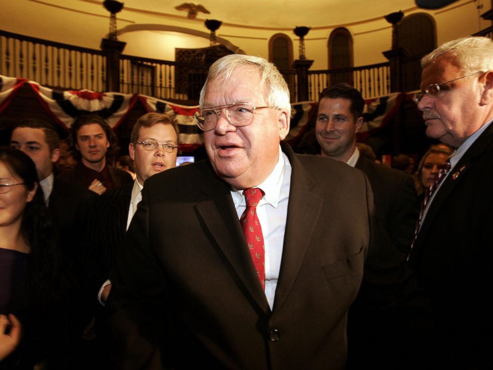 PHOTO: Then-House Speaker Dennis Hastert leaves his election night party, Nov. 7, 2006 in St. Charles, Illinois.