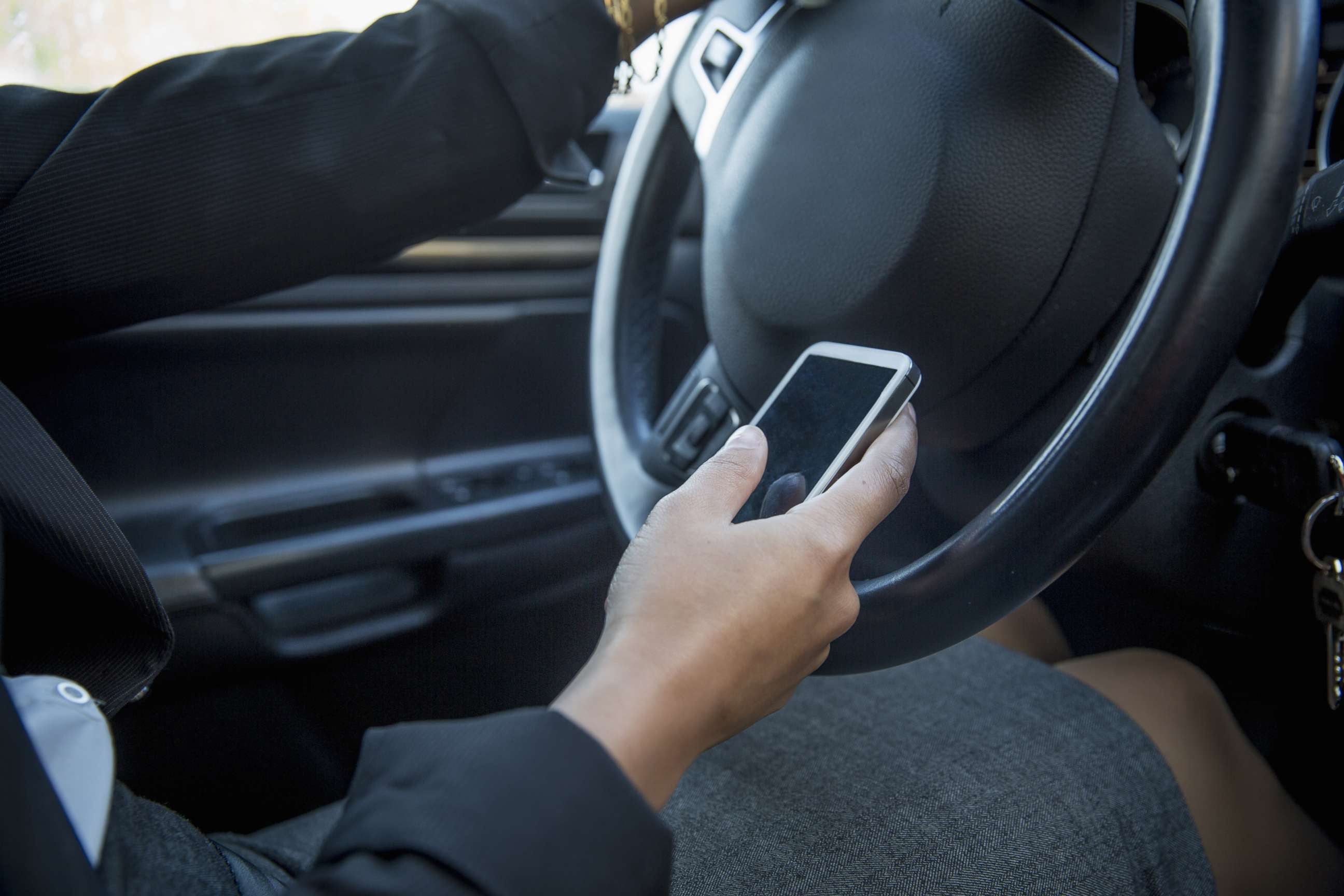 PHOTO: A women appears to text while driving in this undated file photo.