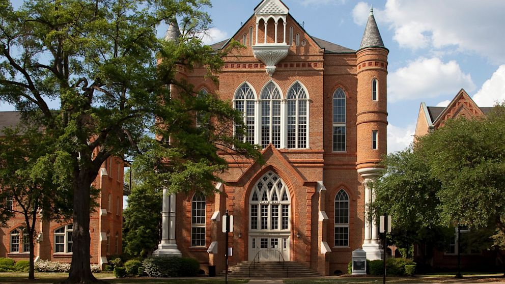Sororities Investigating Segregation Allegations At University Of Alabama Abc News