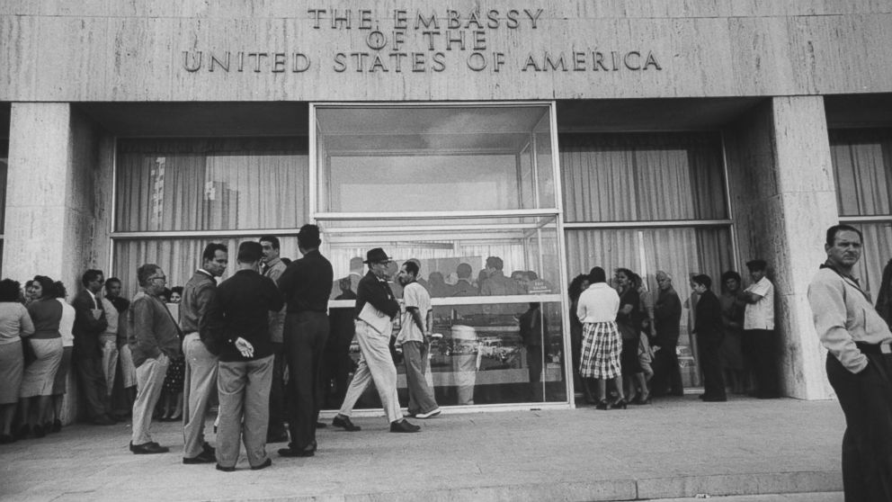 The U.S. Embassy in Havana was flooded with visa applicants at the time the U.S. broke diplomatic relations with Cuba in 1961.