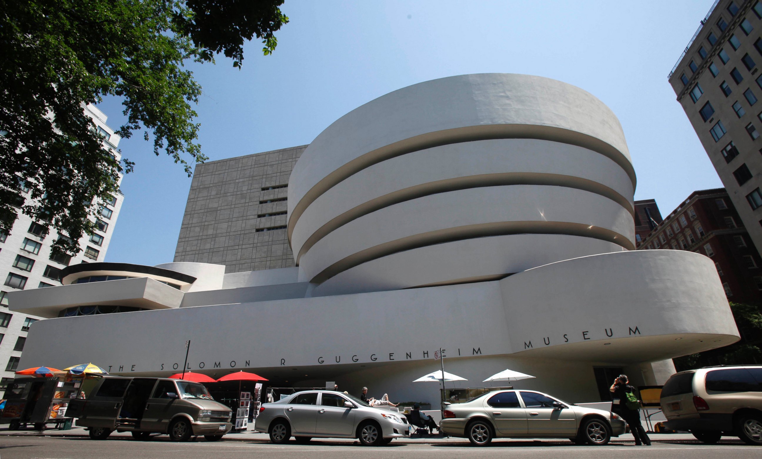 PHOTO: This May 31, 2011 file photo shows the exterior of Frank Lloyd Wright's Solomon R. Guggenheim Museum in New York.