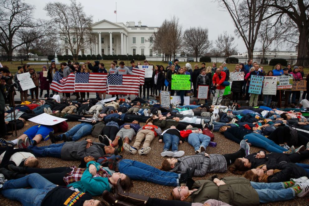 PHOTO: Demonstrators participate in a "lie-in" during a protest in favor of gun control reform in front of the White House in Washington, D.C., Feb. 19, 2018.