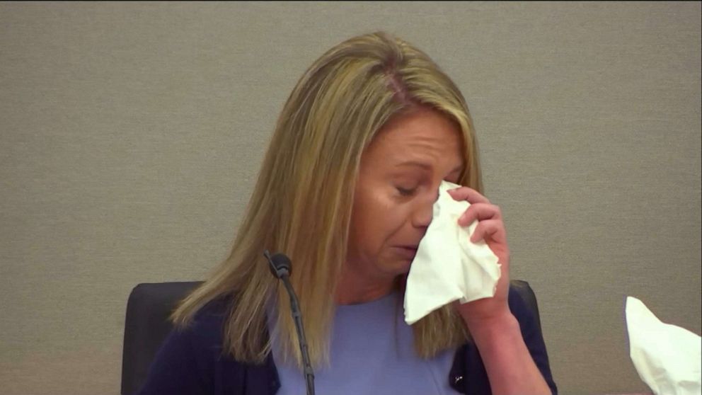 PHOTO: Amber Guyger cries on the stand during court proceedings, Sept. 27, 2019.