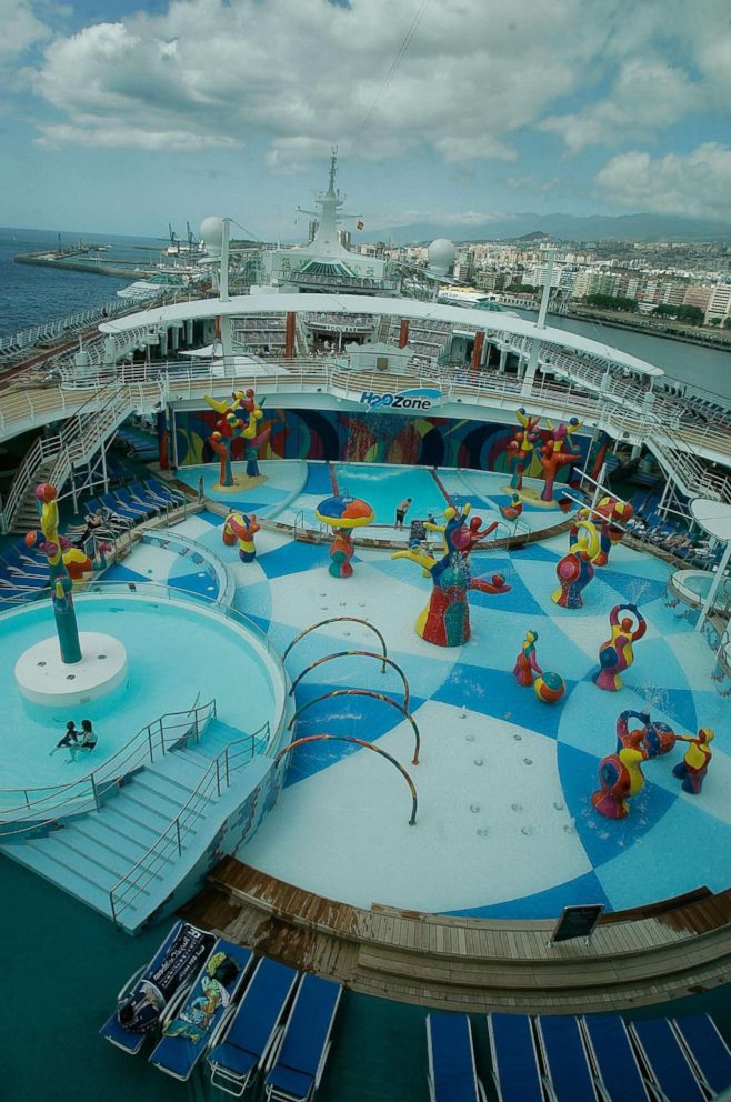 PHOTO: A general view shows the Independence of the Seas cruise ship on its first trip in the Canary Islands of Tenerife on May 10, 2008. The ship belongs to the Royal Caribbean Cruise Lines