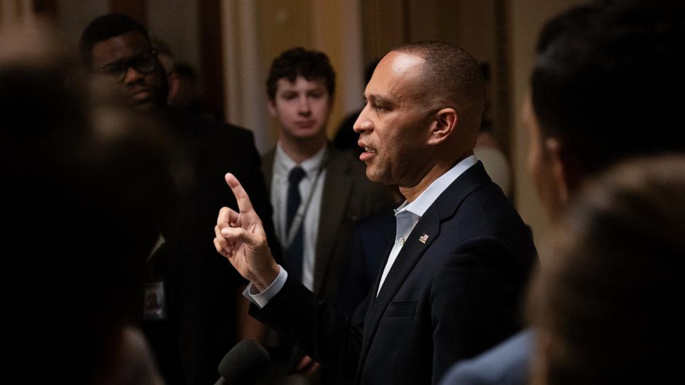 PHOTO: House Minority Leader Hakeem Jeffries, Democrat from New York, speaks to reporters at the US Capitol, November 3, 2025, in Washington.