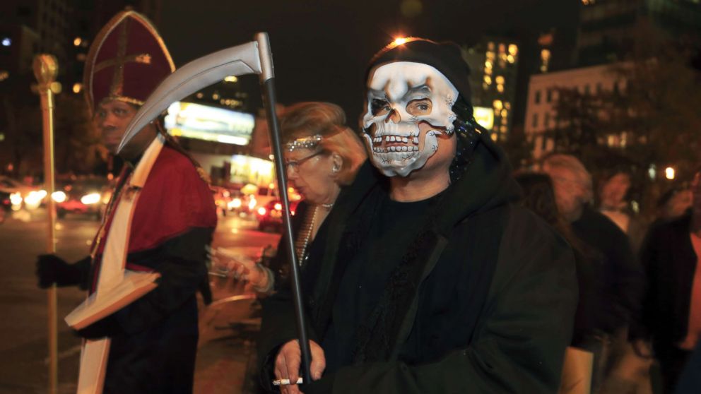 PHOTO: A man in a Halloween costume.