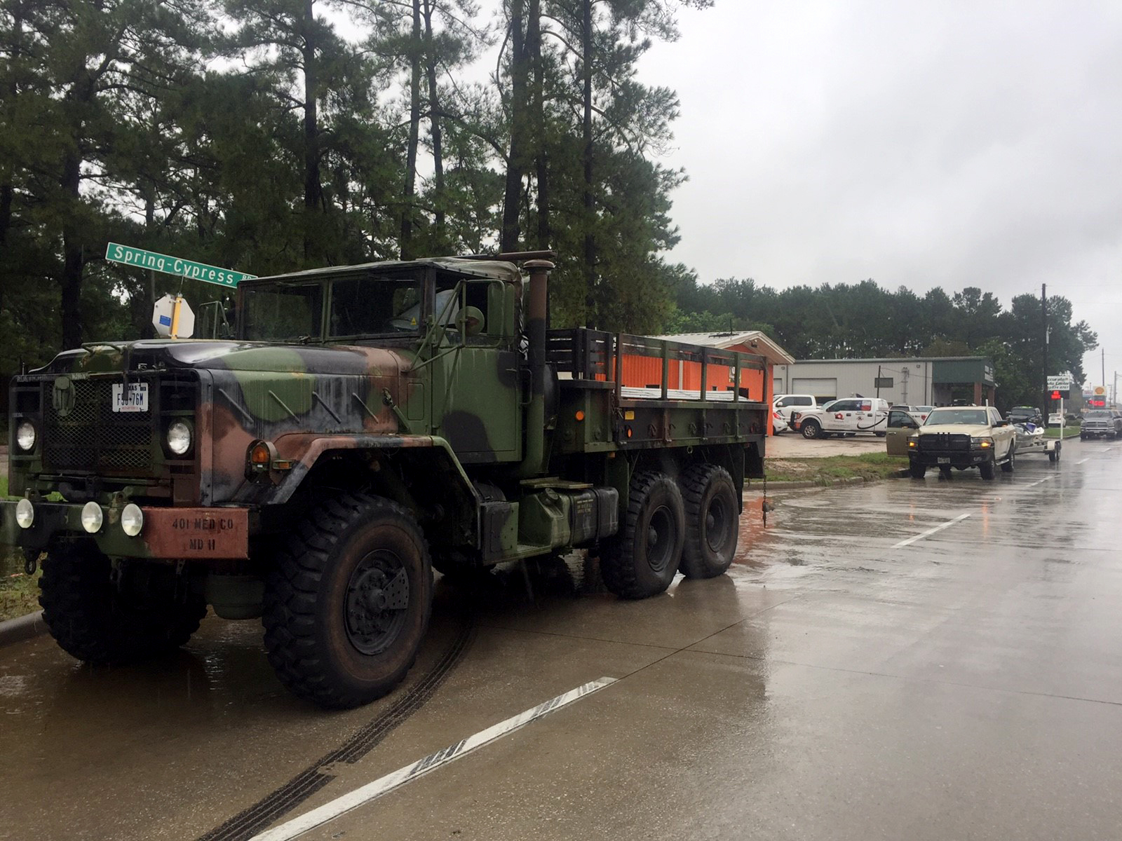 PHOTO: Civilian-owned trucks that were formerly used by the U.S. military are also being used for volunteer-conducted rescue missions.