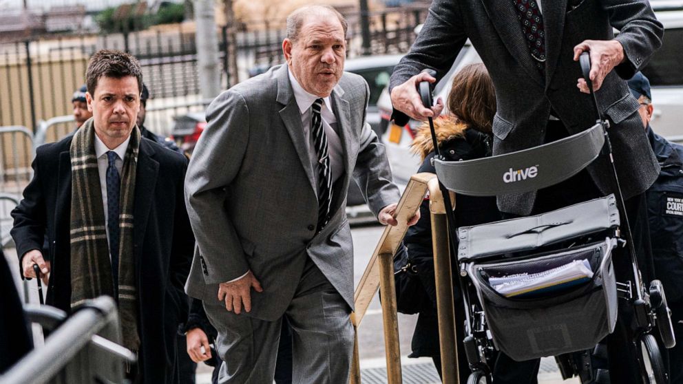 PHOTO: Film producer Harvey Weinstein arrives at New York Criminal Court for his sexual assault trial in New York, Jan. 31, 2020.