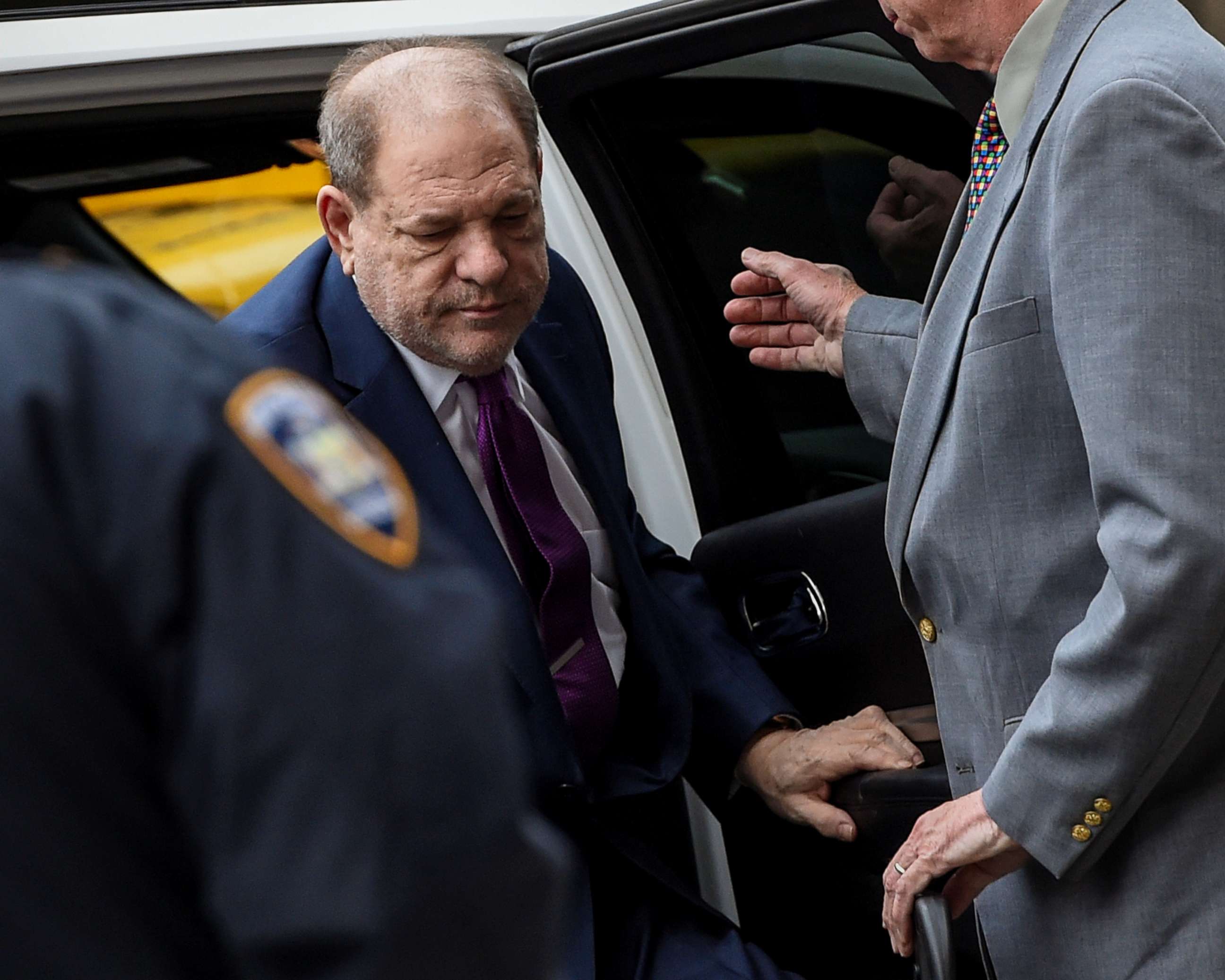 PHOTO: Film producer Harvey Weinstein arrives at New York Criminal Court for his sexual assault trial in New York, Jan. 27, 2020.