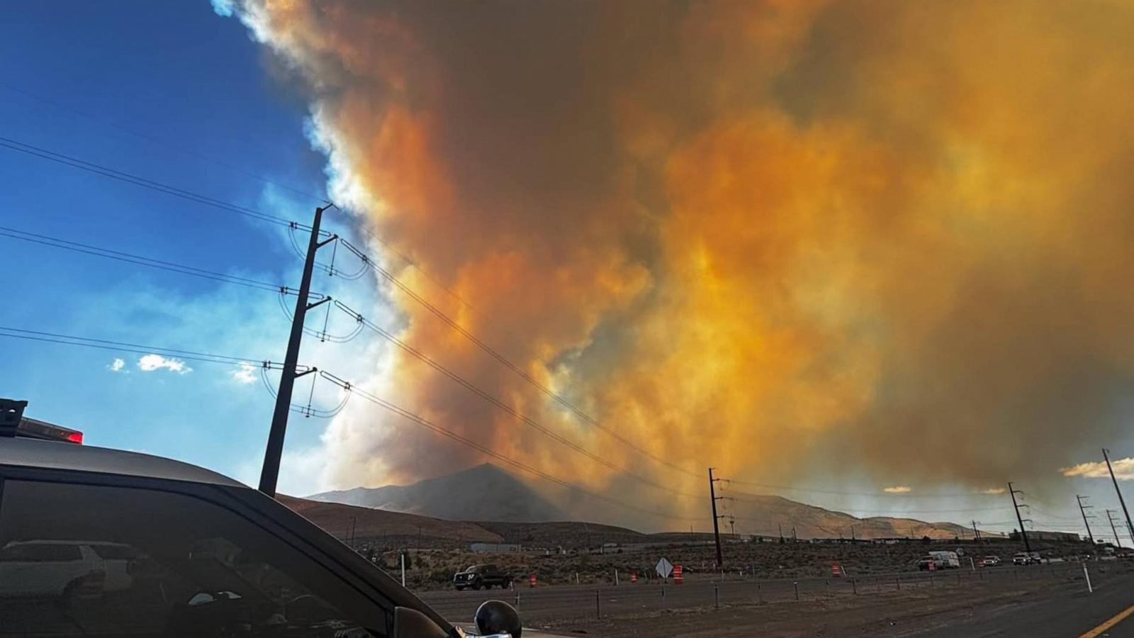 Fast-growing Hawk Fire explodes to 8,000 acres, spurs evacuations outside Reno