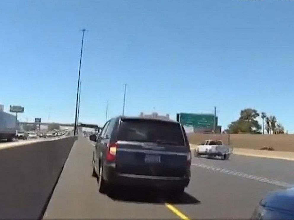 Police pull over hearse for driving in HOV lane - Big World News