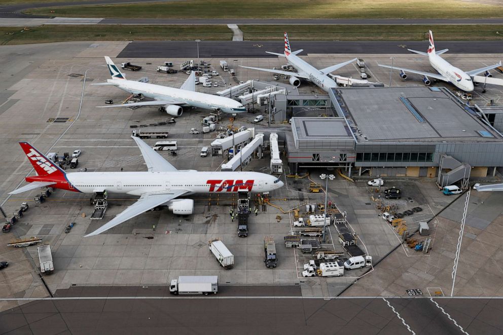 PHOTO: A general view of Heathrow Airport near London, Oct. 11, 2016.