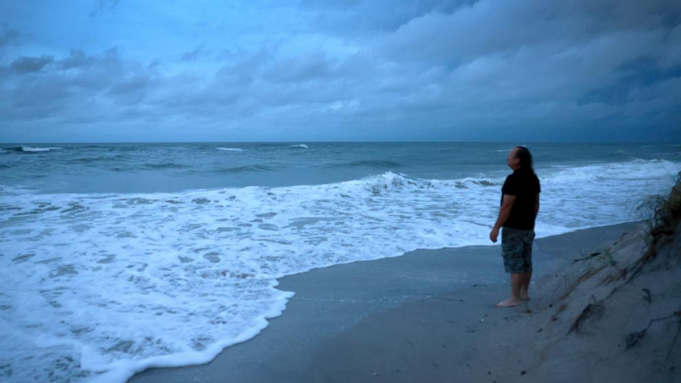 Hurricane Helene live updates Storm strengthens to Category 2, track