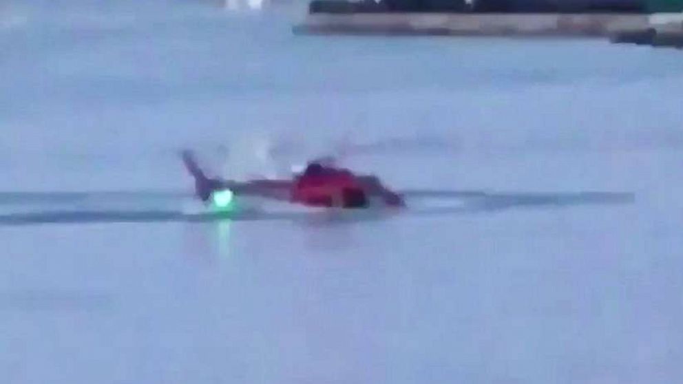Helicopter crash in Manhattan's East River kills all 5 passengers, pilot escapes