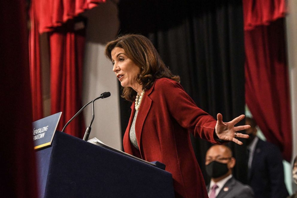 PHOTO: Gov. Kathy Hochul of New York speaks at a news conference in Manhattan, Nov. 10, 2021.