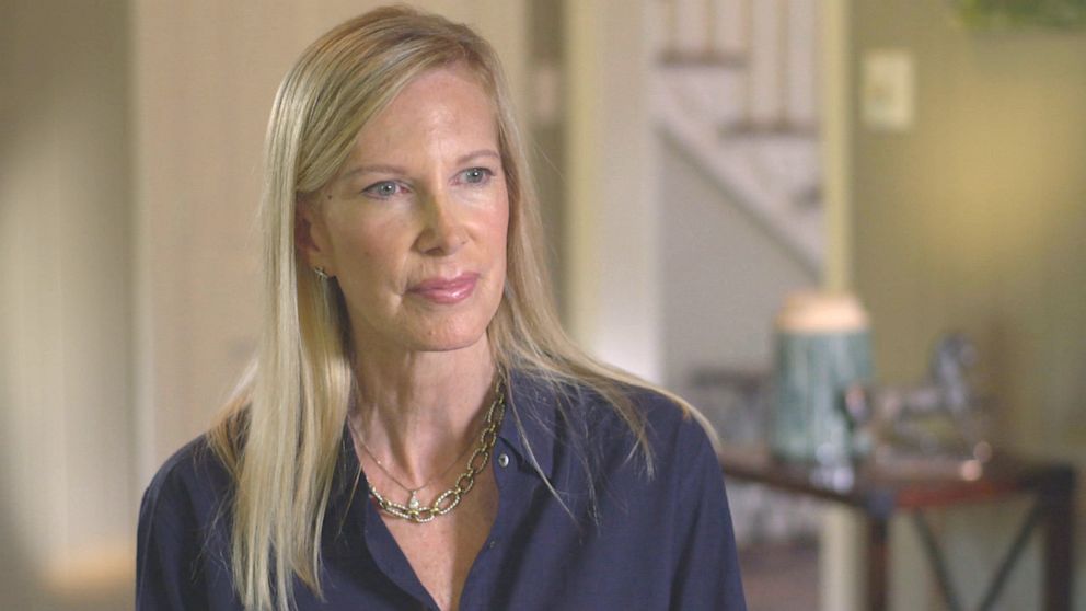 VIDEO: Natalee Holloway's mom remembers going to Aruba to look for missing daughter: Part 1