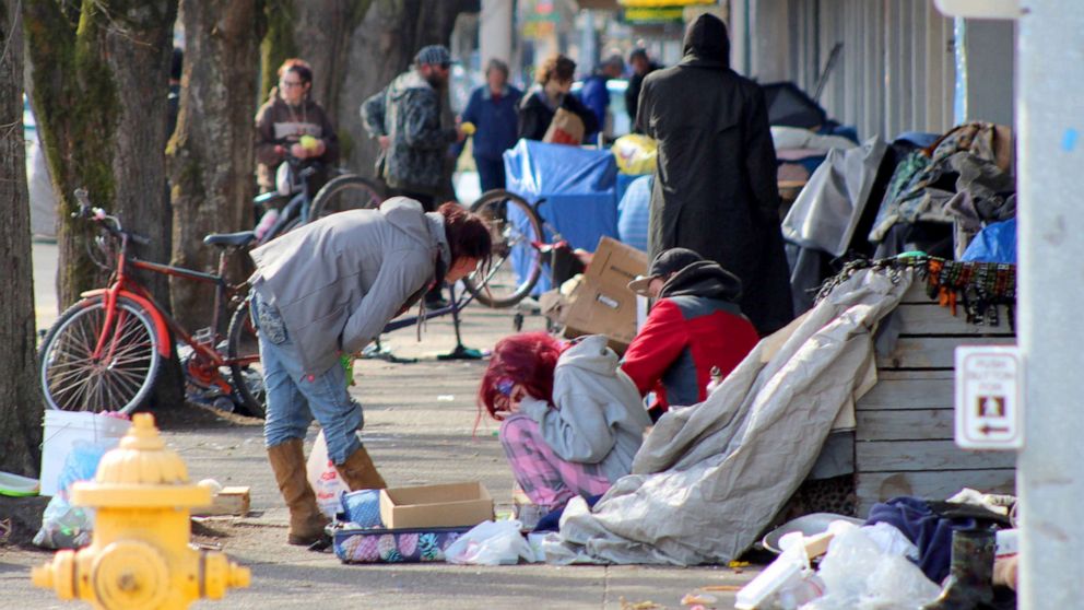 Coronavirus and the homeless: Why they're especially at risk, ways ...