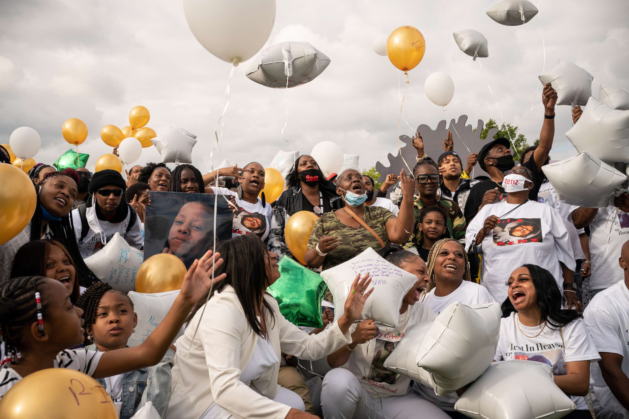 PHOTO: Family members release balloons during a memorial and rally for peace in memory of Horace Lorenzo Anderson on July 2, 2020, in Seattle.