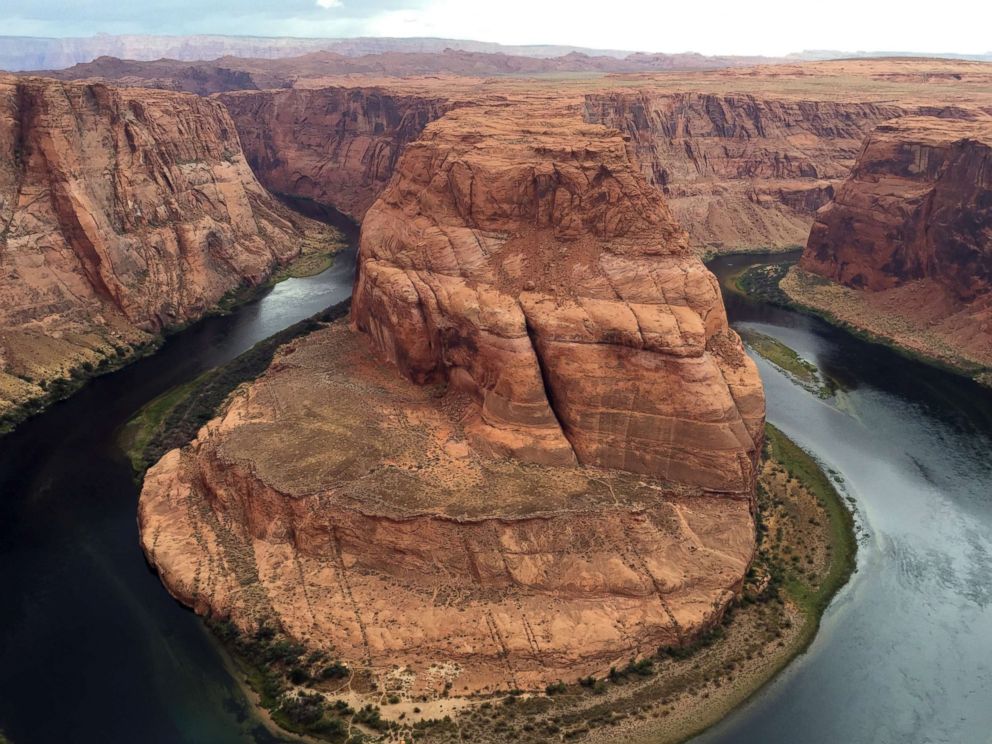 PHOTO: This Aug. 27, 2016, photo shows Horseshoe Bend near Page, Ariz. Authorities say a California girl visiting the Arizona landmark has died from what appears to be an accidental fall.