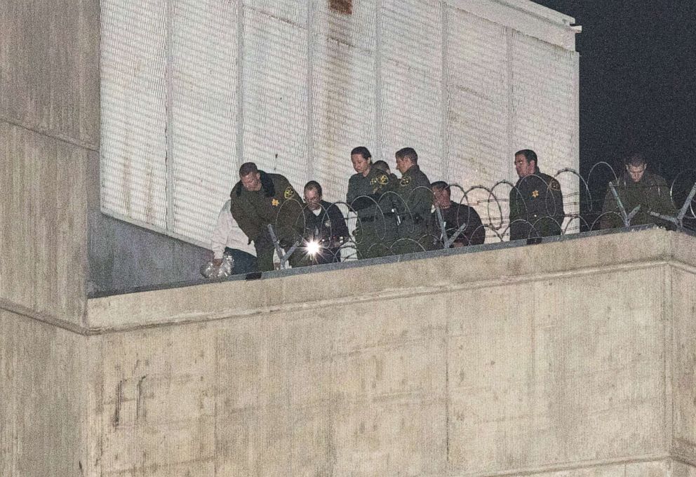 PHOTO: Orange County sheriff's deputies investigate, Jan. 23, 2016, after three jail inmates charged with violent crimes escaped from Central Men's Jail in Santa Ana, Calif.