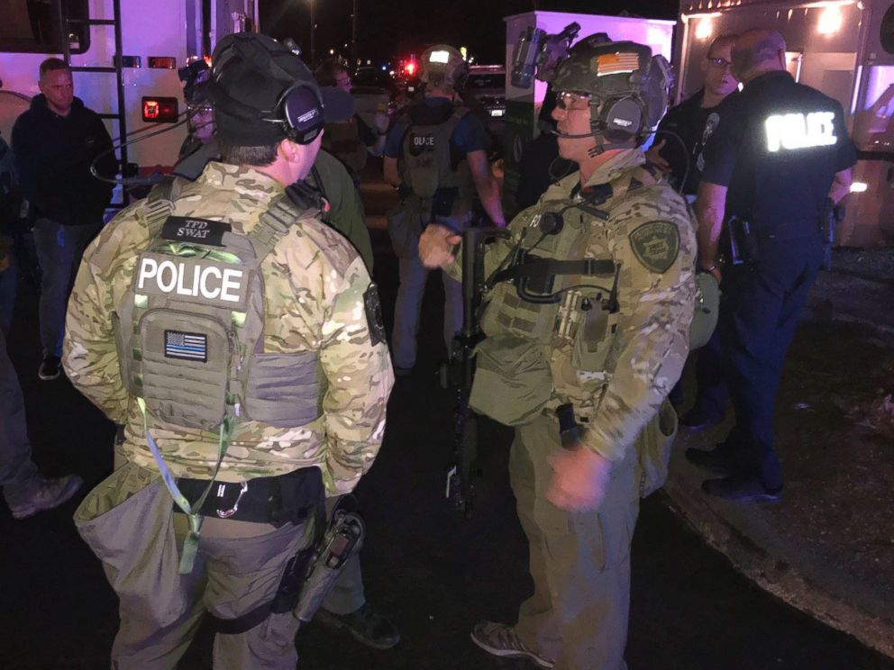PHOTO: SWAT team responded to armed hostage situation in Tacoma, Wash., Sept.7, 2018.