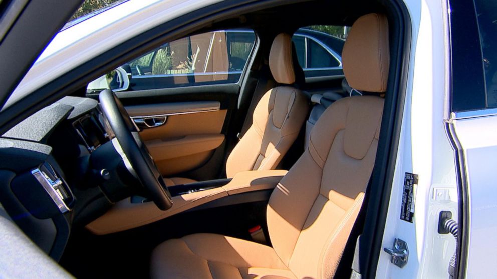 PHOTO: A new Consumer Report report states that hot car deaths can happen all year round. 