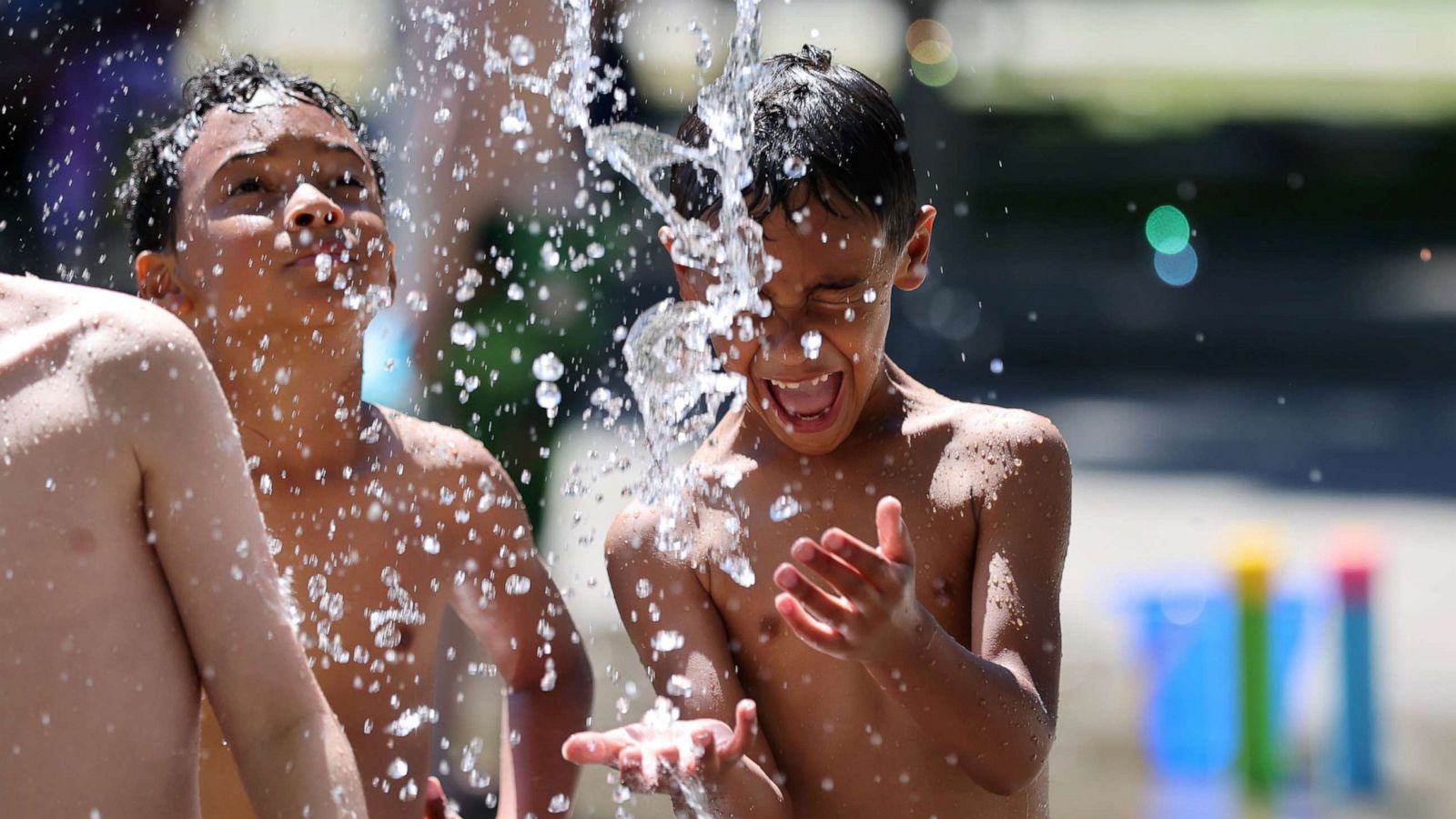 Scorching heat returns to Pacific Northwest, record temperature