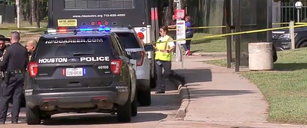 Video Shows Gunman Shoot Two Men In Front Of Houston Bus Stop In Broad ...