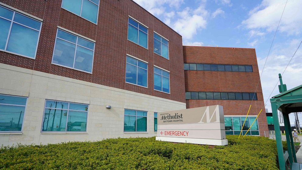 Texas hospital reports its 1st case of lambda COVID-19 variant - ABC News
